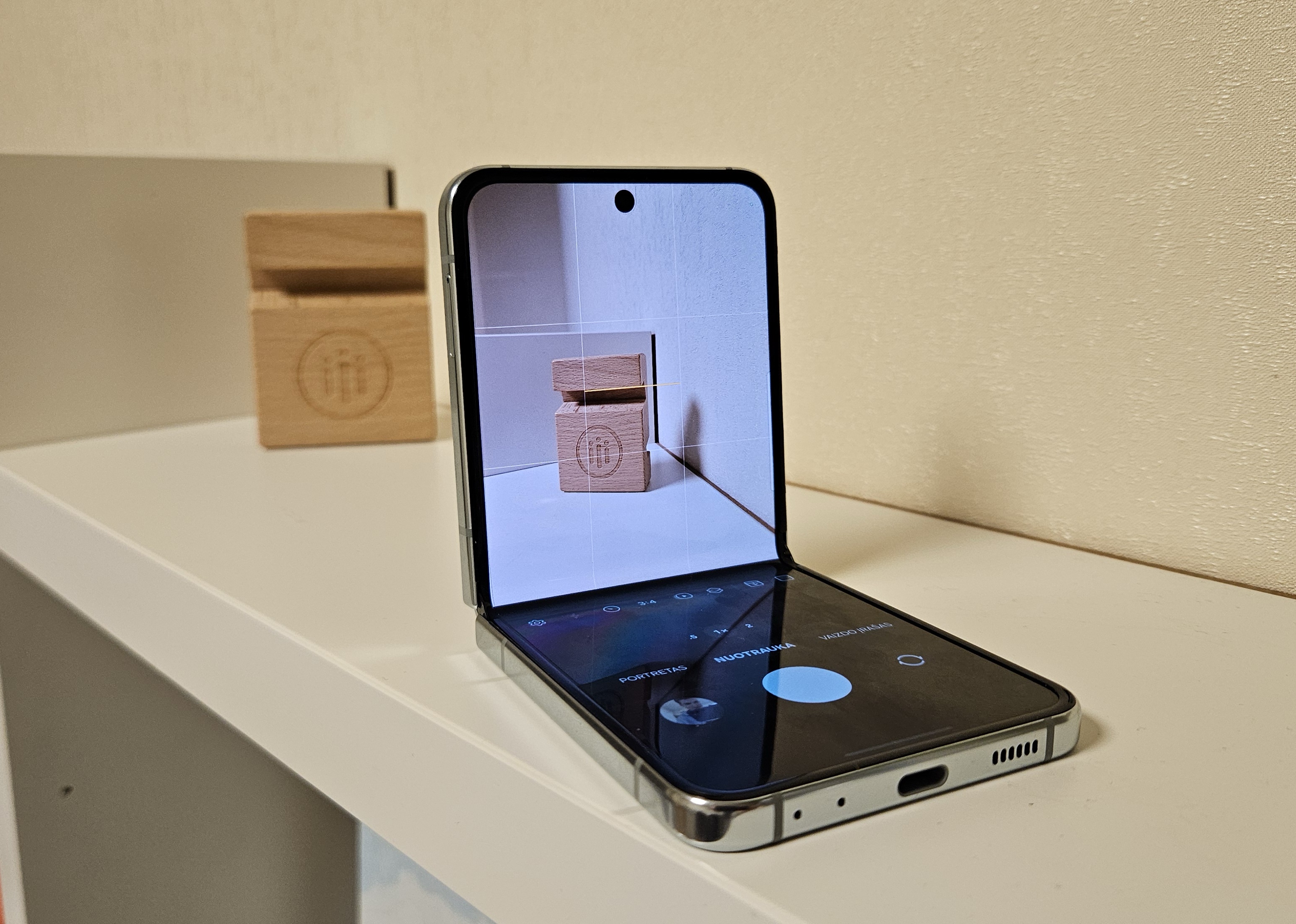 Galaxy Flip5 Flex režimas